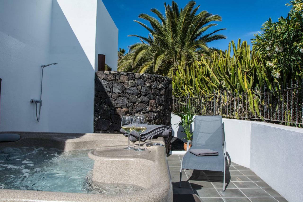 Casa Tahiche - Jacuzzi, Wifi & Bbq Villa Buitenkant foto